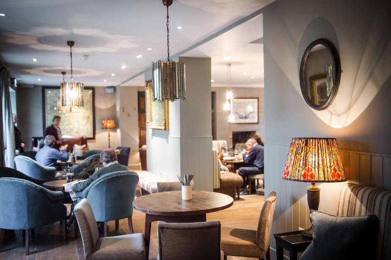 The Grosvenor Arms - Bar