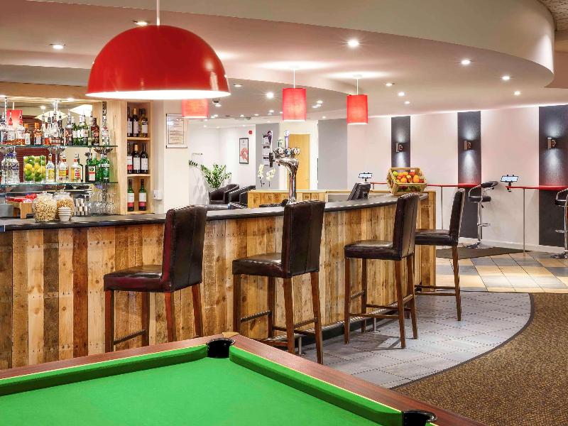 Garner Hotel Lincoln by IHG - Bar