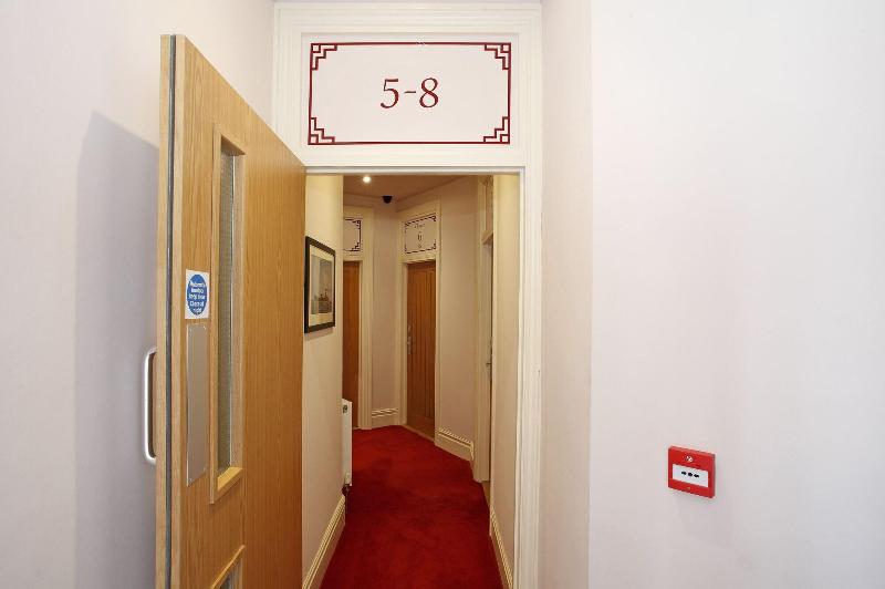 Castle Hotel - Lobi