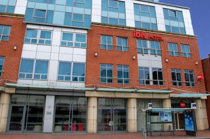Ibis Reading Centre - Genel