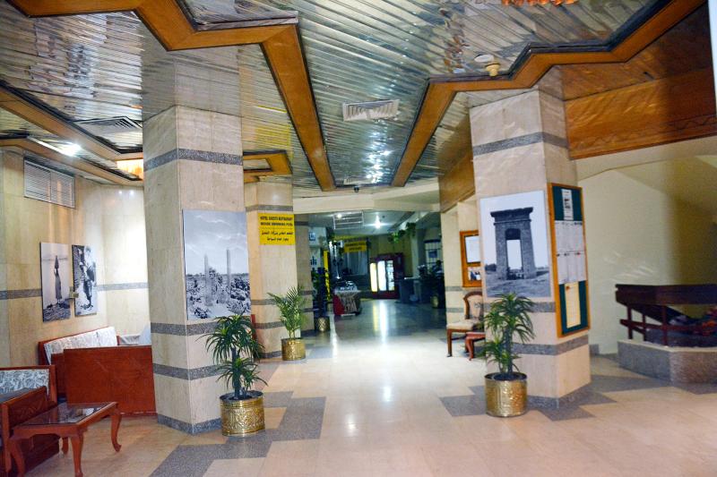 Gaddis Luxor Hotel, Suites and Apartments - Lobi
