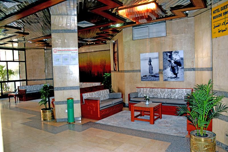 Gaddis Luxor Hotel, Suites and Apartments - Lobi