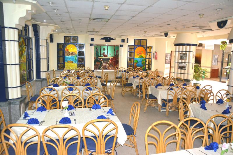 Gaddis Luxor Hotel, Suites and Apartments - Restoran
