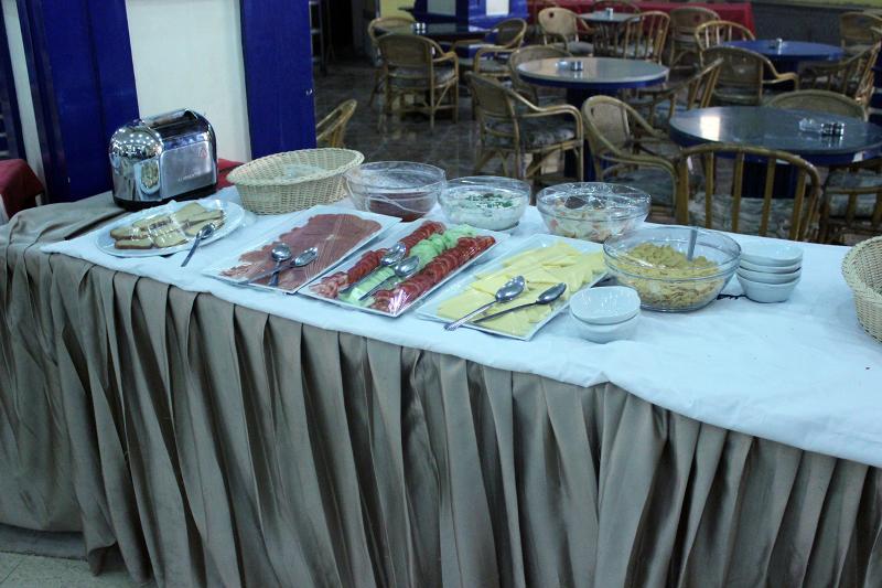 Gaddis Luxor Hotel, Suites and Apartments - Restoran