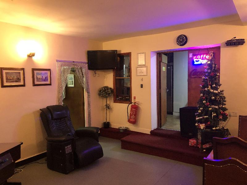 Don Valley Hotel and Bar - Lobi