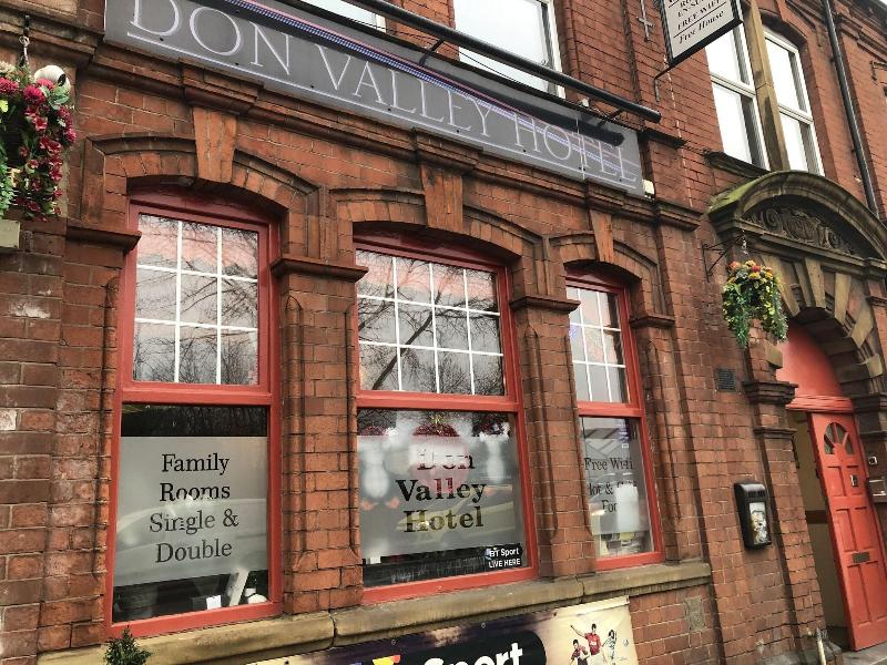 Don Valley Hotel and Bar - Genel