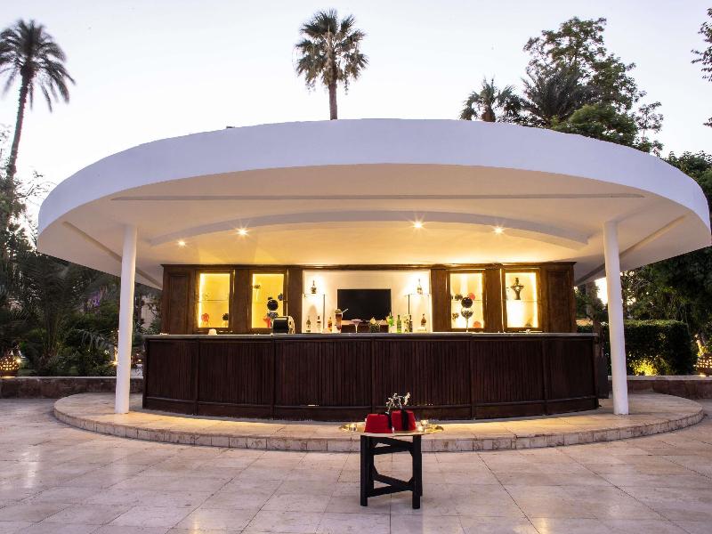 Pavillon Winter Luxor - Bar