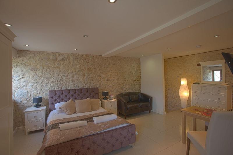 Cranberries Luxury Hideaway - Oda