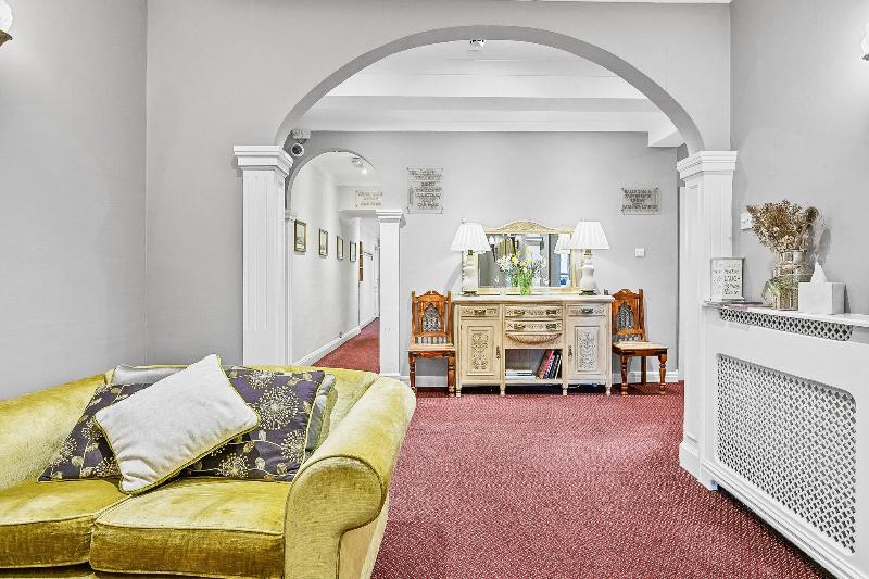 Royal Beacon Hotel - Lobi