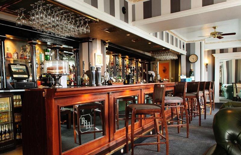 Royal Beacon Hotel - Restoran