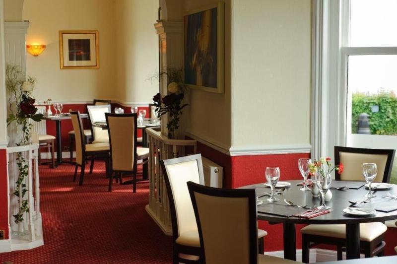 Royal Beacon Hotel - Restoran