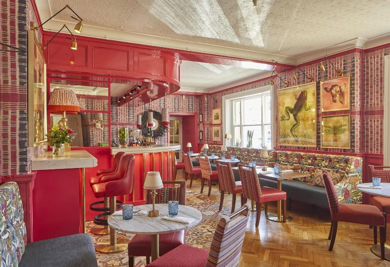 Grosvenor Apartments - PoshPads - Bar