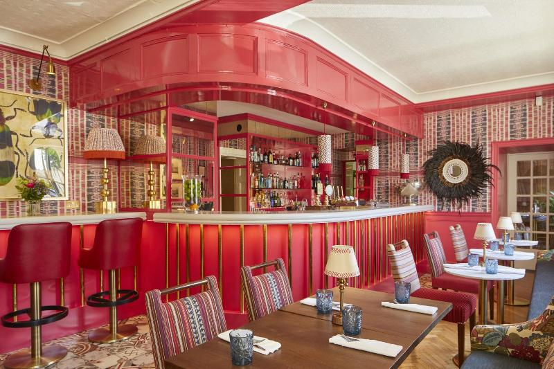 Grosvenor Apartments - PoshPads - Bar