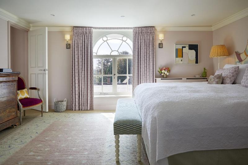 Grosvenor Apartments - PoshPads - Oda