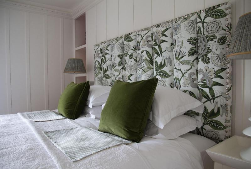 Grosvenor Apartments - PoshPads - Oda
