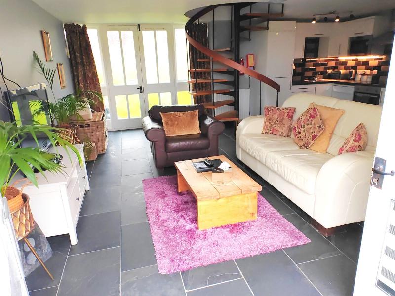 Dolgun Uchaf Guesthouse - Genel