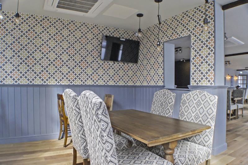 OYO Tamworth Arms Boutique Pub & Hotel - Lobi