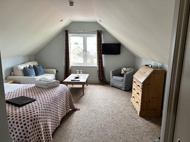 Canaston Oaks Luxury Bed   Breakfast - Oda