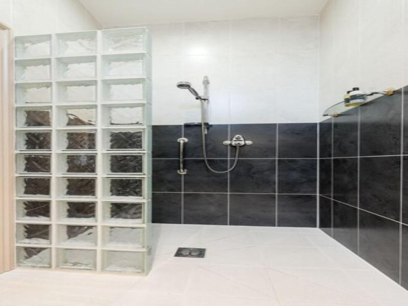 Canaston Oaks Luxury Bed   Breakfast - Oda