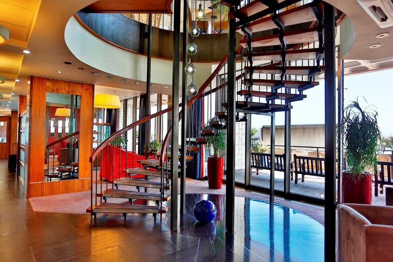 THE VIEW HOTEL - Lobi