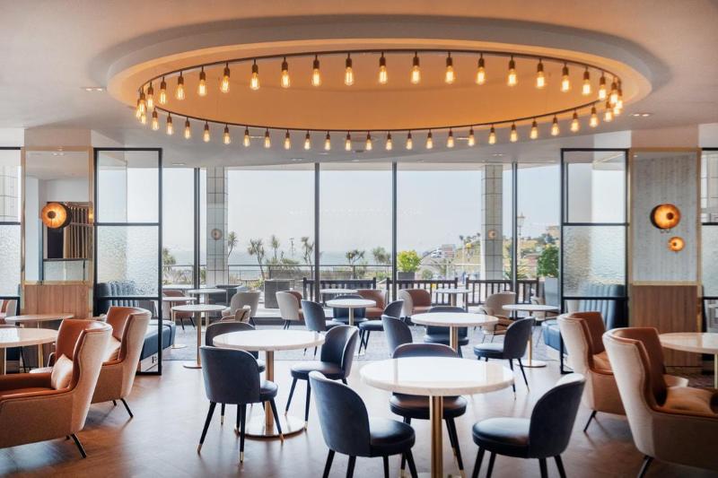 THE VIEW HOTEL - Restoran