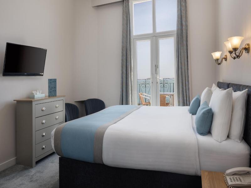 The Cumberland Hotel - Genel