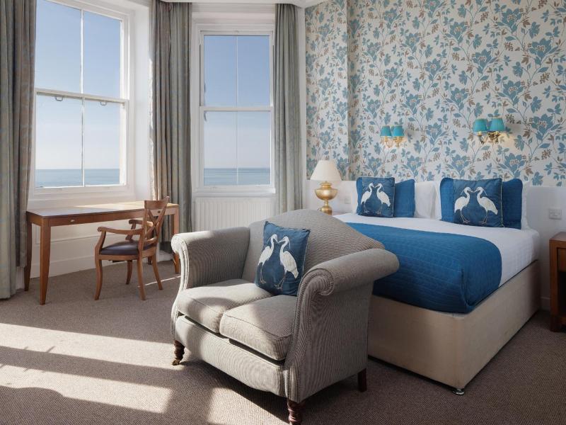 The Cumberland Hotel - Genel