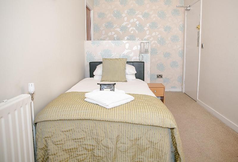 The Cumberland Hotel - Oda