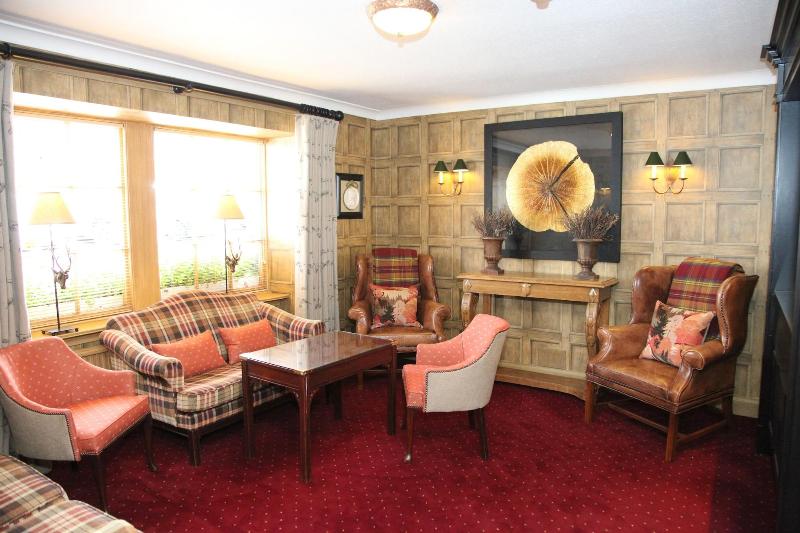 Burts Hotel - Lobi