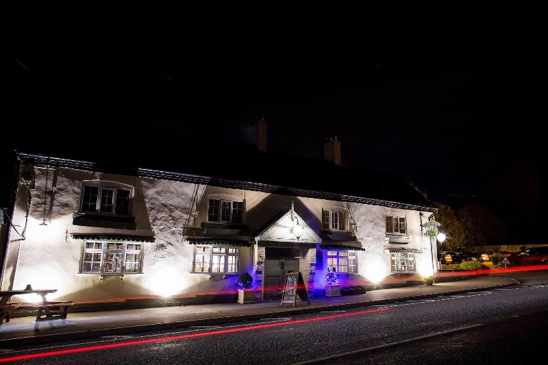 The Wheatsheaf Inn - Genel