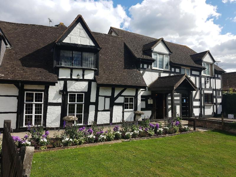 The Little Thatch - Genel