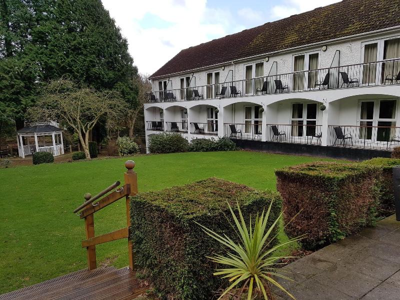 Buckatree Hall Hotel - Teras