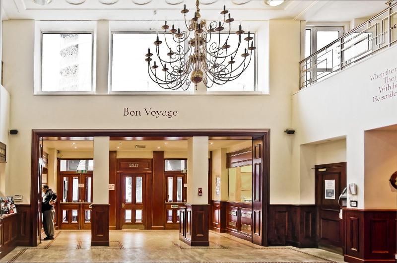 The Royal Maritime Club - Genel