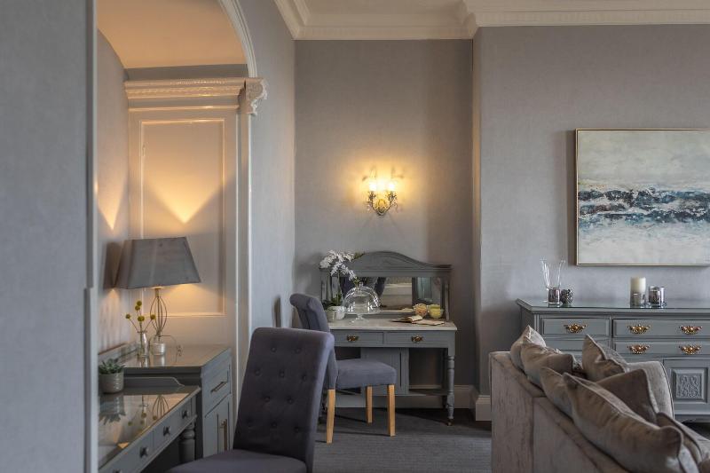 Gloucester House - Lobi