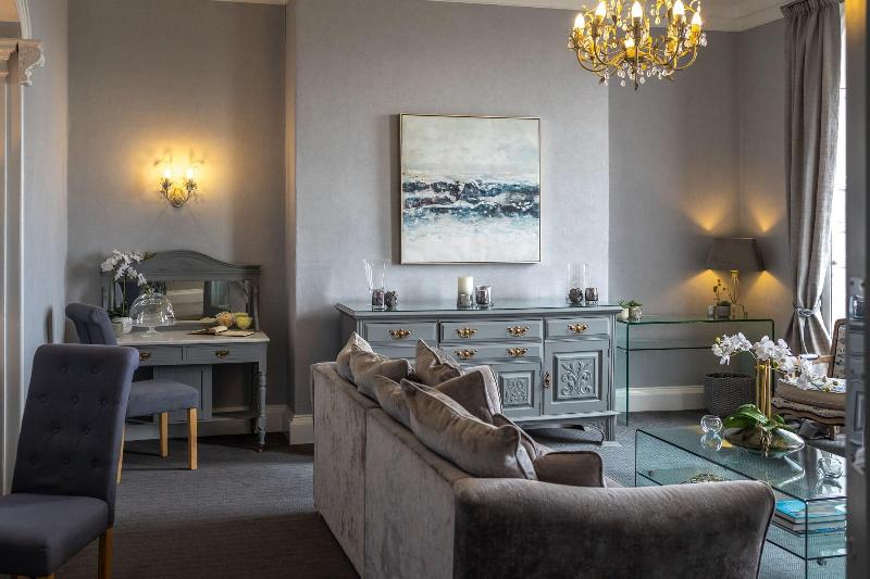 Gloucester House - Lobi
