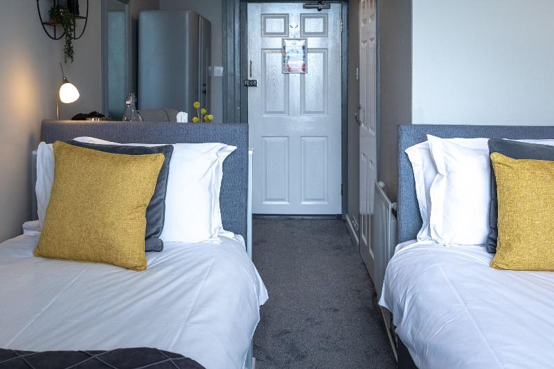 Gloucester House - Aktivite