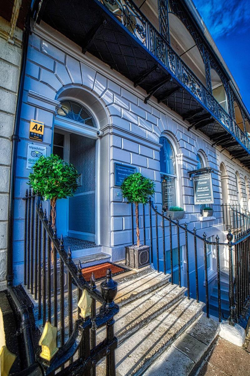 Gloucester House - Genel
