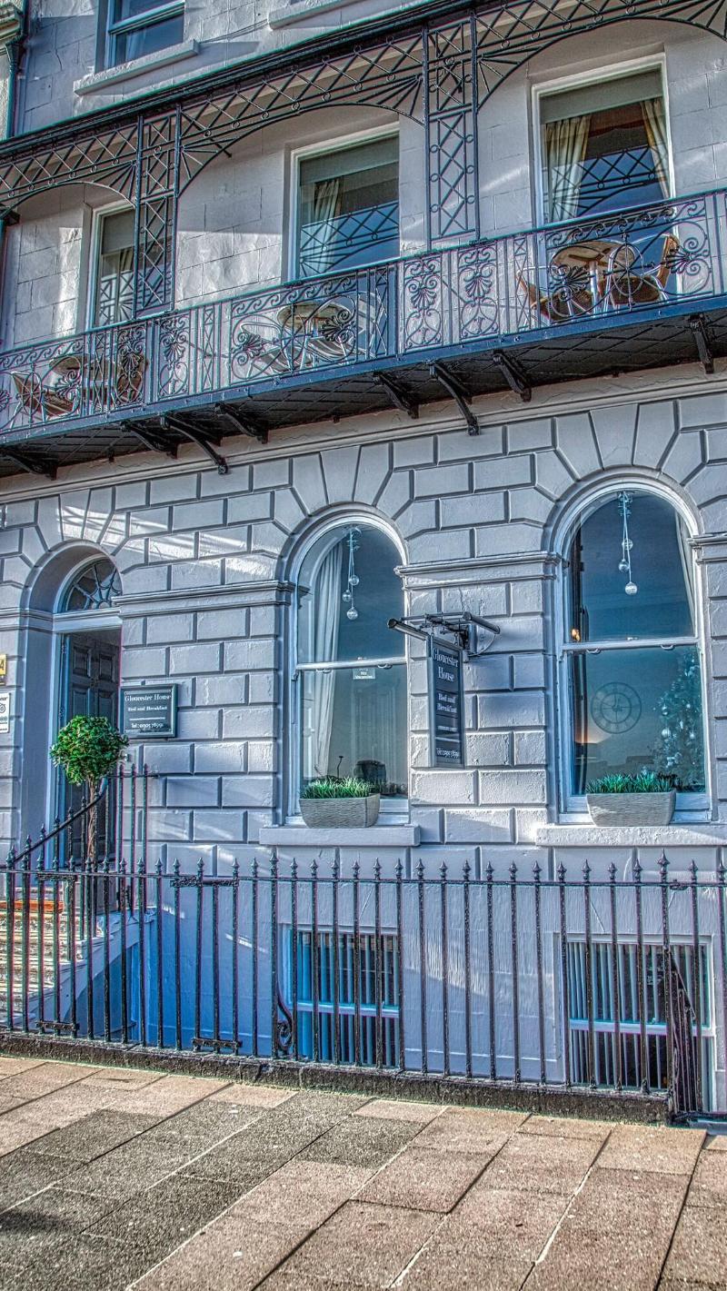Gloucester House - Genel