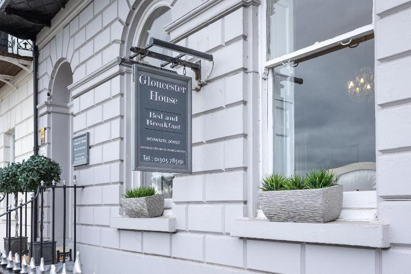 Gloucester House - Genel
