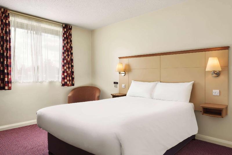 Days Inn Cannock Norton Canes M6 Toll - Oda