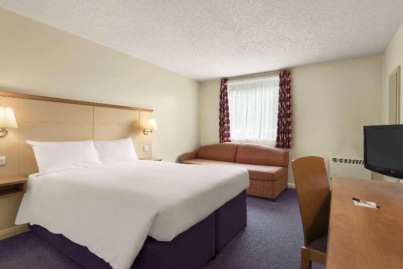Days Inn Cannock Norton Canes M6 Toll - Oda