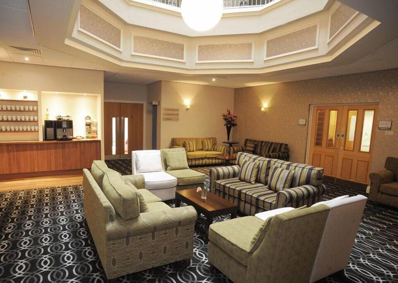 Woodland Grange - Lobi