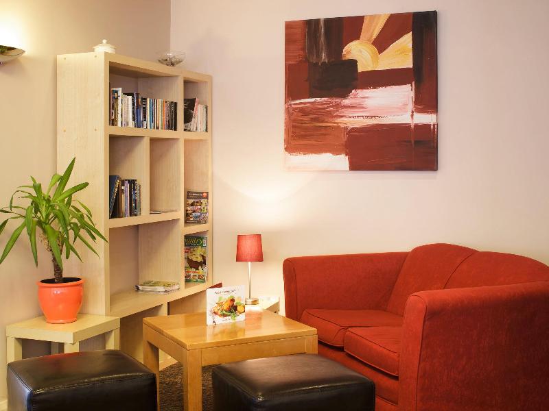Garner Hotel Chesterfield North By IHG - Bar