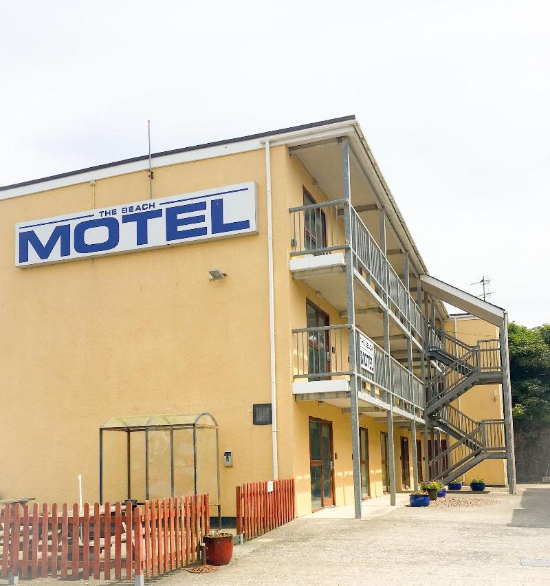 The Beach Motel - Genel