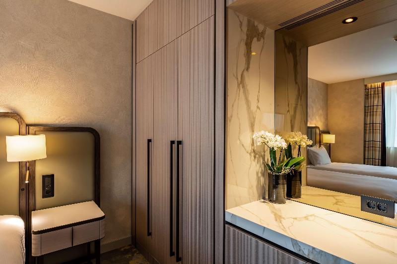 Hilton Sofia - Oda