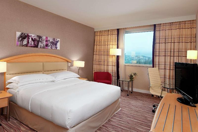 Hilton Sofia - Oda