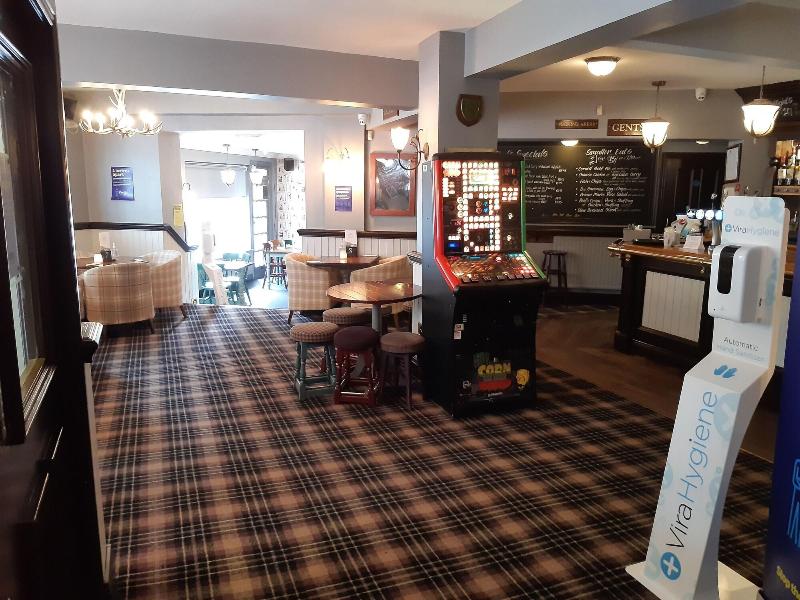 The Bridge Hotel - Lobi