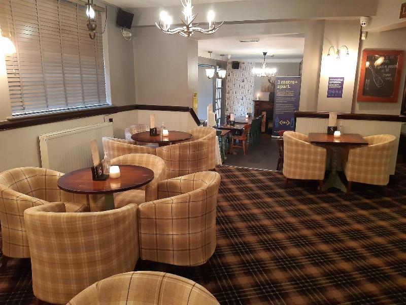 The Bridge Hotel - Lobi