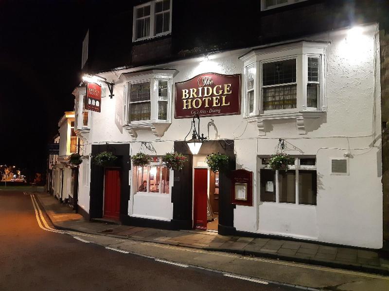 The Bridge Hotel - Genel