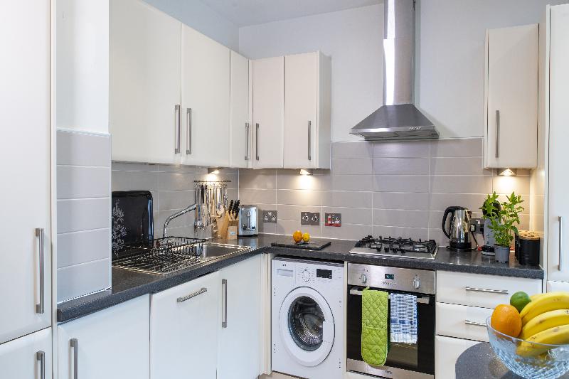 Inverness City Suites - Oda